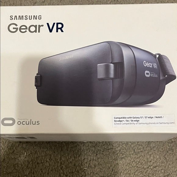 Samsung Gear VR Headset - Gray - Picture 1 of 1
